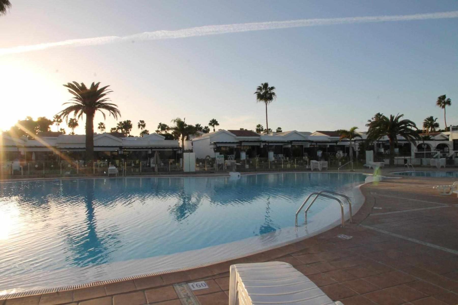 מספאלומס Bungalow Enfrente Piscina En Maspalomas מראה חיצוני תמונה